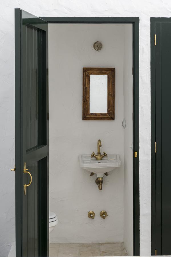 Qui No Passa Villa Ciutadella  Exteriör bild
